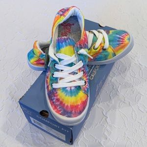 Tie dye slip on jelly pop size 7 never worn